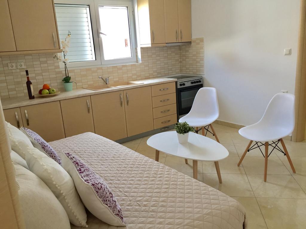 Sea And Sun Apartments Саранде Екстериор снимка