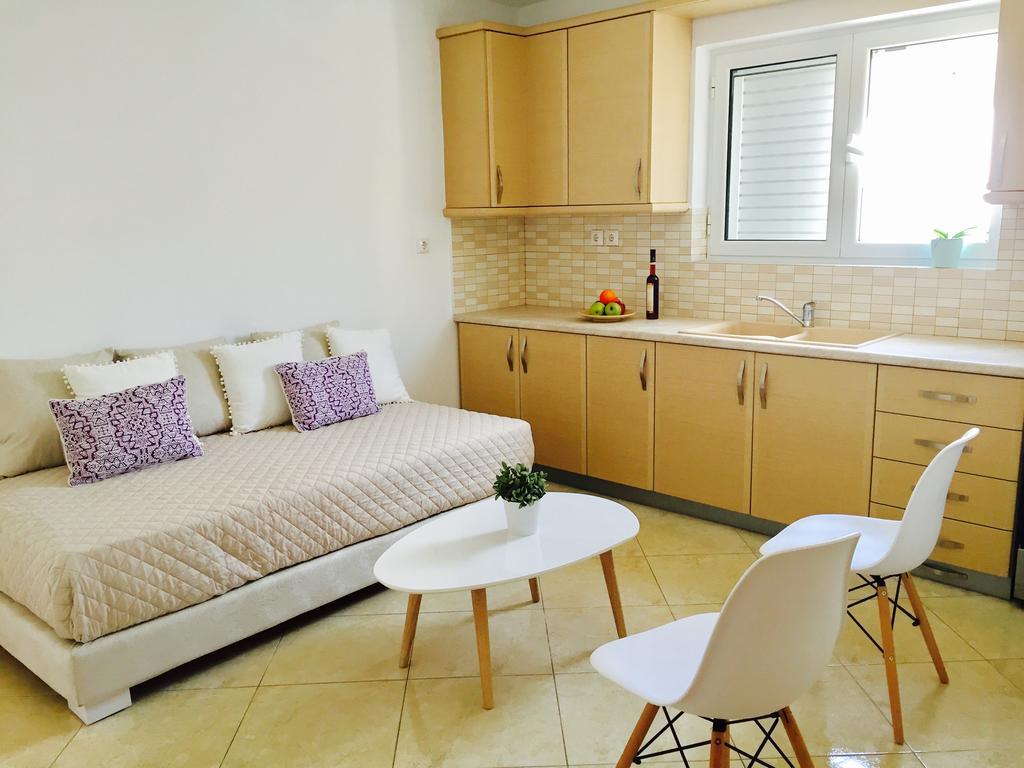 Sea And Sun Apartments Саранде Екстериор снимка
