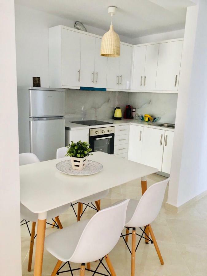 Sea And Sun Apartments Саранде Екстериор снимка
